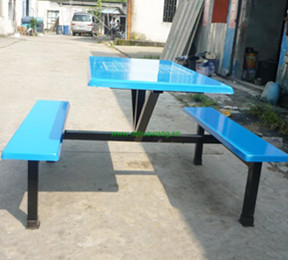 玻（bō）璃鋼餐桌椅G002