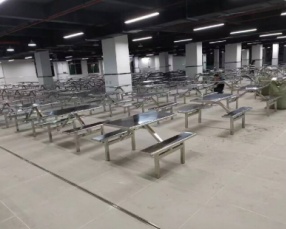 不鏽（xiù）鋼餐桌椅HW-K007